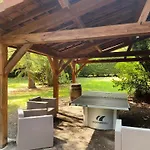 Le Moulin Des Poetes