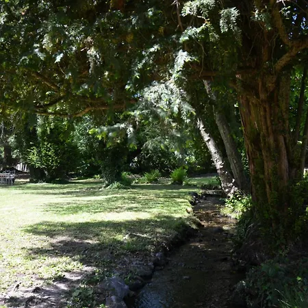 Vila Le Moulin Des Poetes *